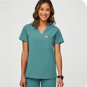 Figs Catarina™ One-Pocket Scrub Top - Hydrogreen, M
